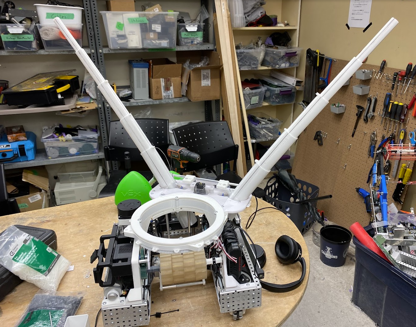 2024 VEXU Swerve Drive Robot